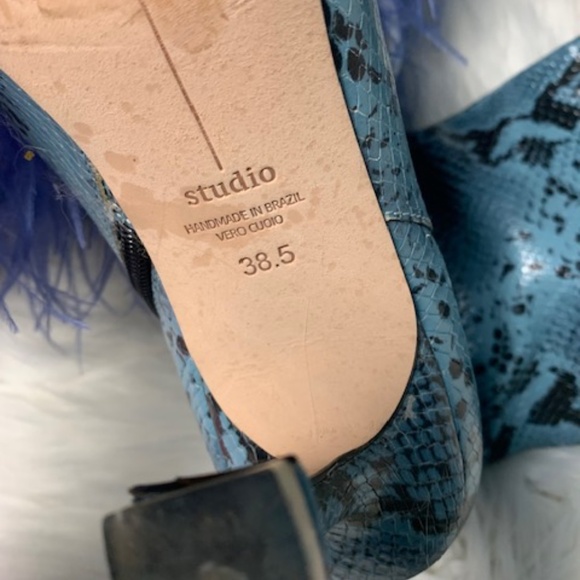 Snake print leather boots - Picture 4 of 4